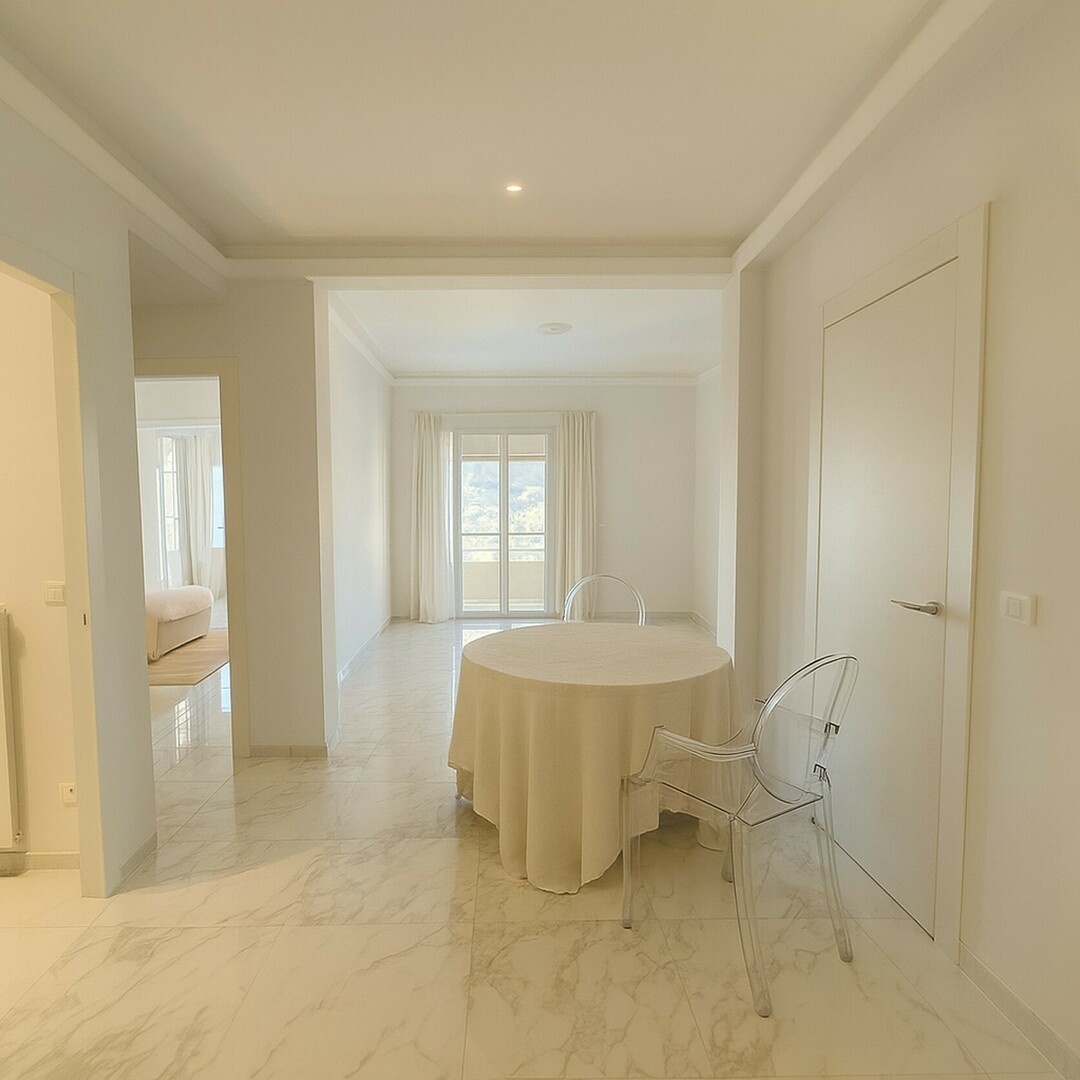 Elegante appartamento a 2 stanze ristrutturato in un edificio borghese