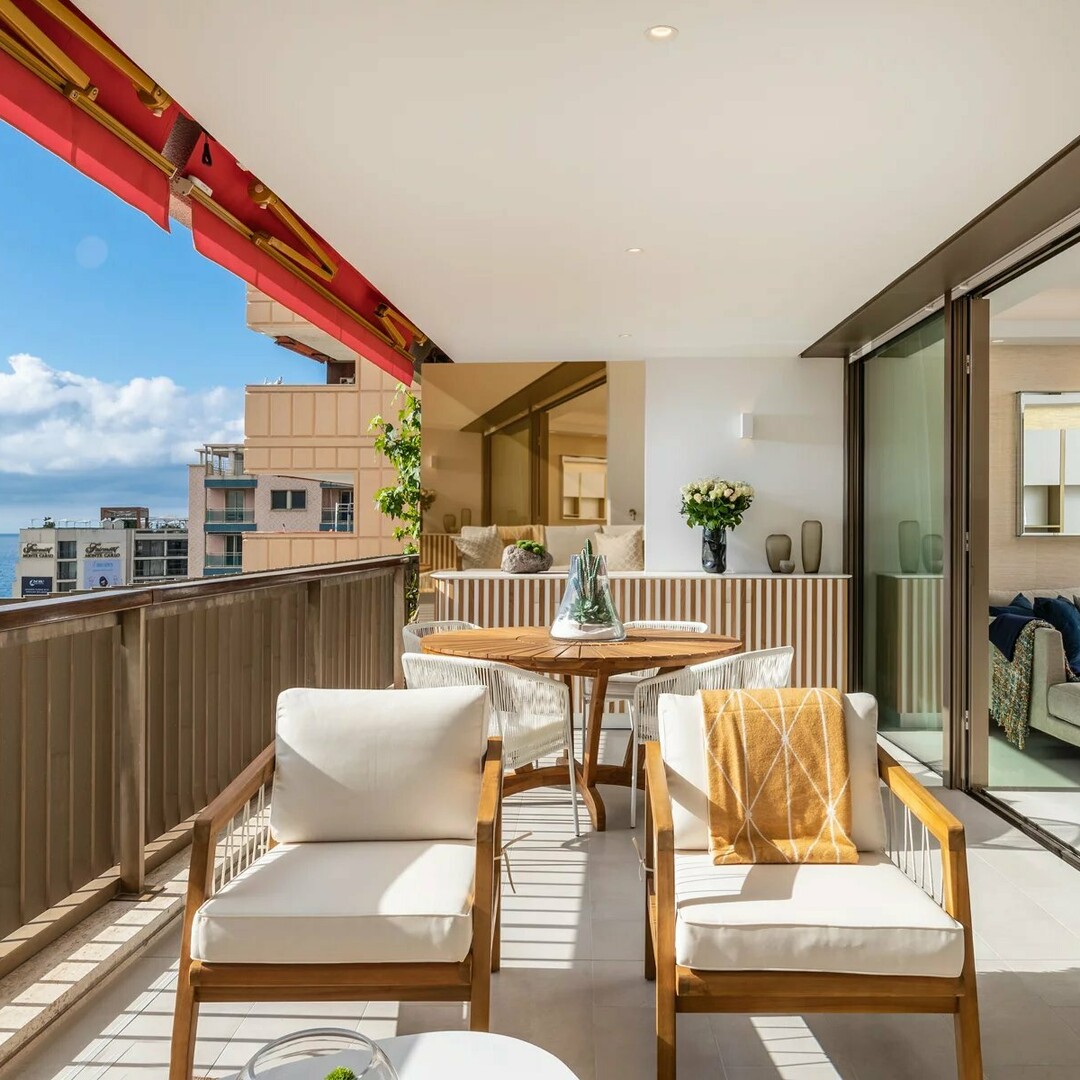 Sole Agent - MIRABEAU - LUSSUOSO APPARTAMENTO DI 2 STANZE CON ARREDAMENTO - Vista panoramica sul mar