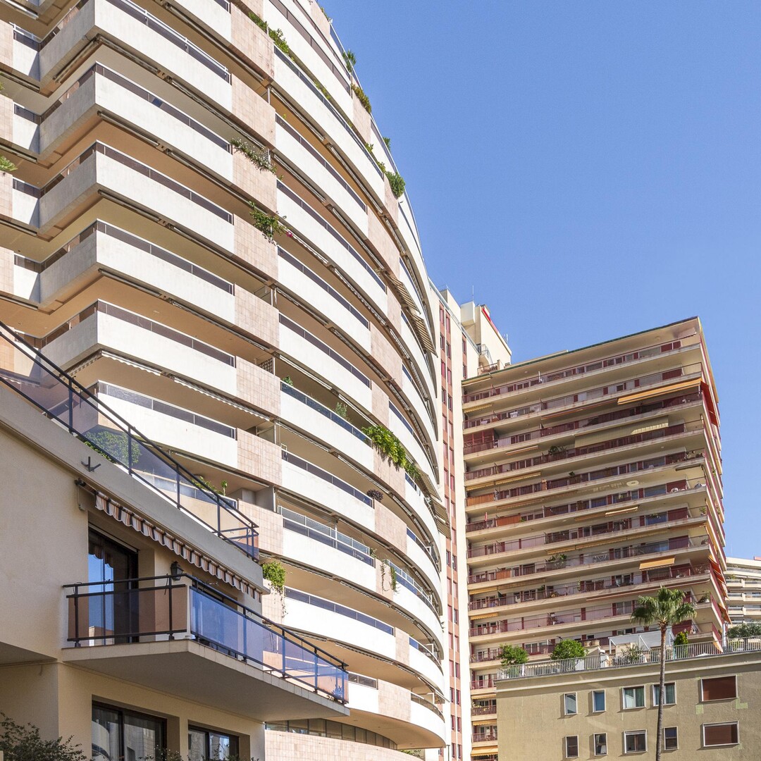 Ampio parcheggio| Jardin Exotique | Patio Palace