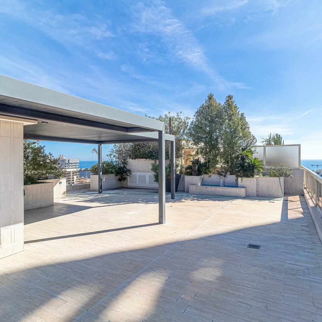 Raro - Appartamento Villa su tre livelli - Attico