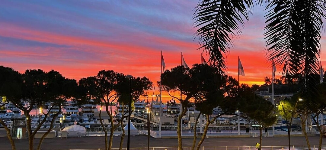 APPARTAMENTO ECCEZIONALE PORT HERCULE