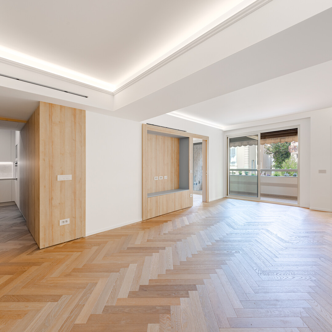 APPARTAMENTO AD USO MISTO PORTO